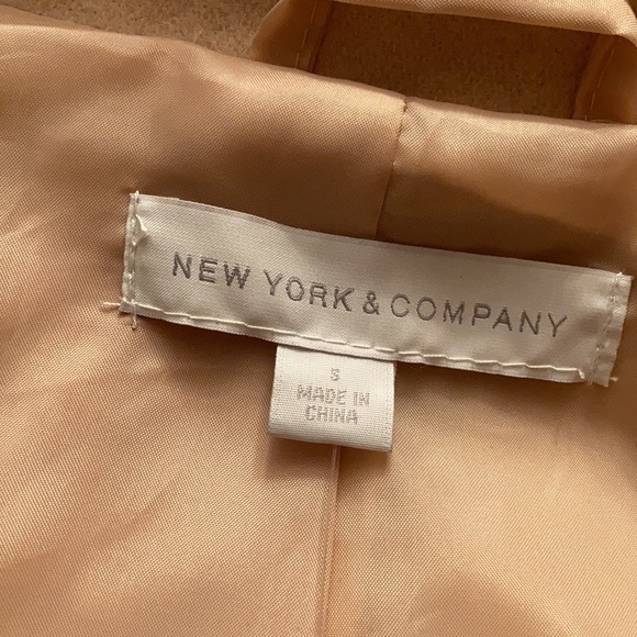 Womans Wool Coat - Picture 7 of 7